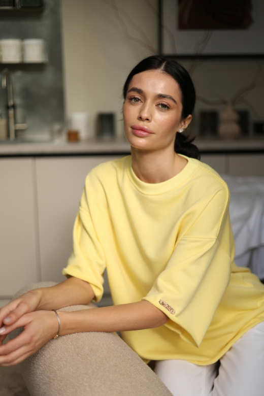 "КІЛІЯ" ЖІНОЧА ФУТБОЛКА ЖОВТОГО КОЛЬОРУ