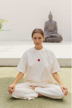 "TOKYO" WOMEN'S MILK-COLORED SUIT